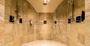 Sensory showers for skin and senses